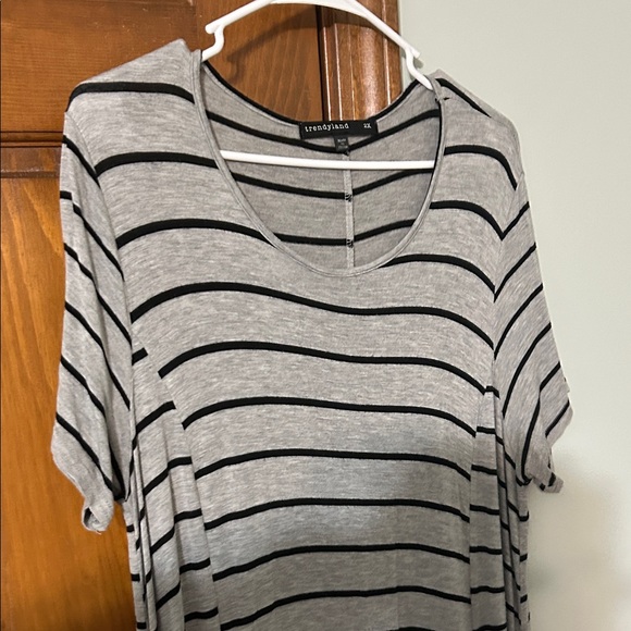 Gray and Black Striped Dress by Trendyland 2X maxi uneven hem. 21 in armpit - Picture 3 of 12